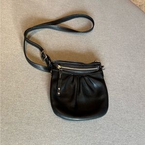 ROOTS OLIVIA MINI BLACK LEATHER CROSSBODY BAG